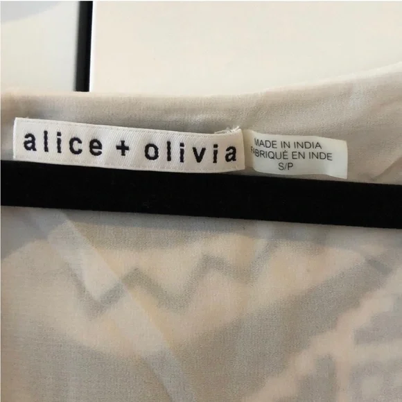Alice + Olivia Aztec Print Dress Small - Picture 4 of 6